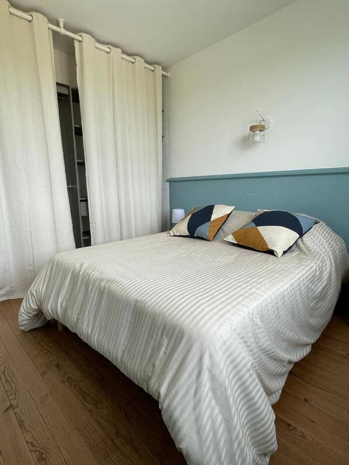 Foto 7 von 20: Three-Bedroom House
