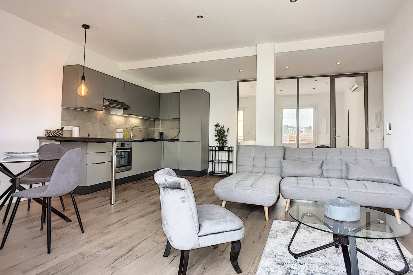 Foto 2 von 18: Ferienwohnung für 2 Personen mit Balkon