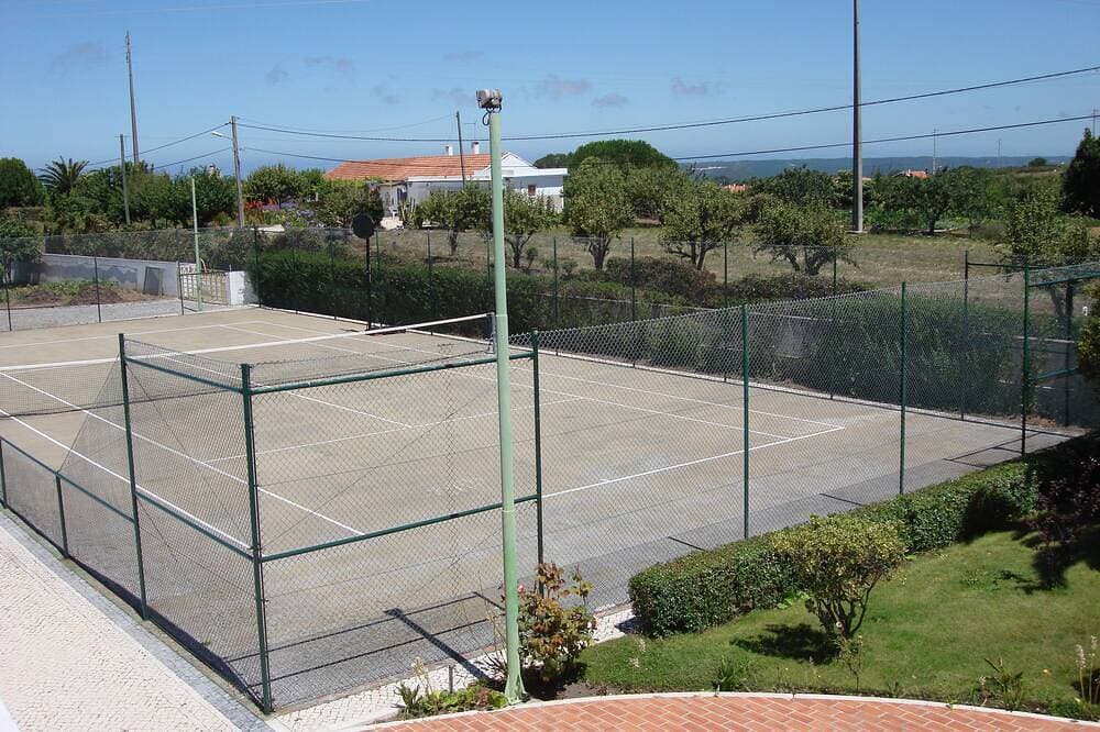 Foto 13 von 23: Villa mit eigenem Pool und Tennisplatz