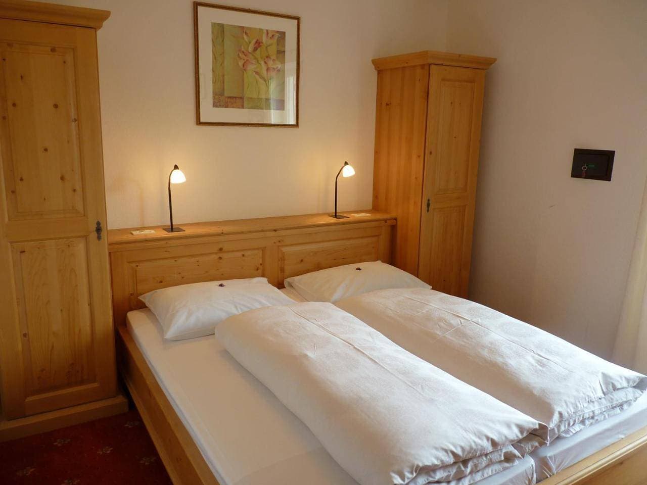 Foto 6 von 13: Double Room with Balcony