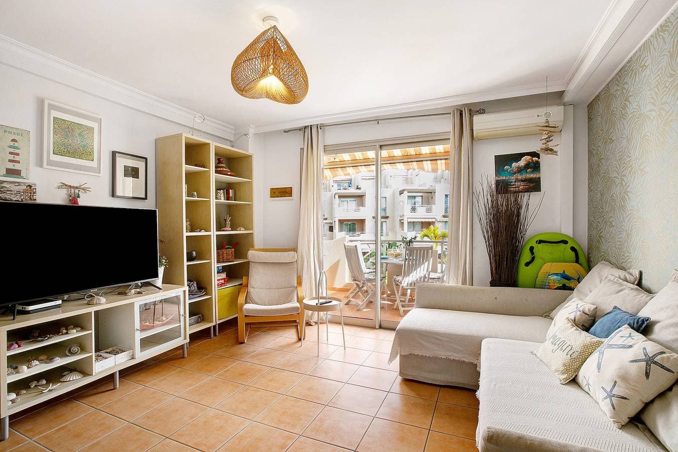 Foto 4 von 26: Ferienwohnung 'La Casita De La Tejita' mit Gemeinschaftspool und WLAN