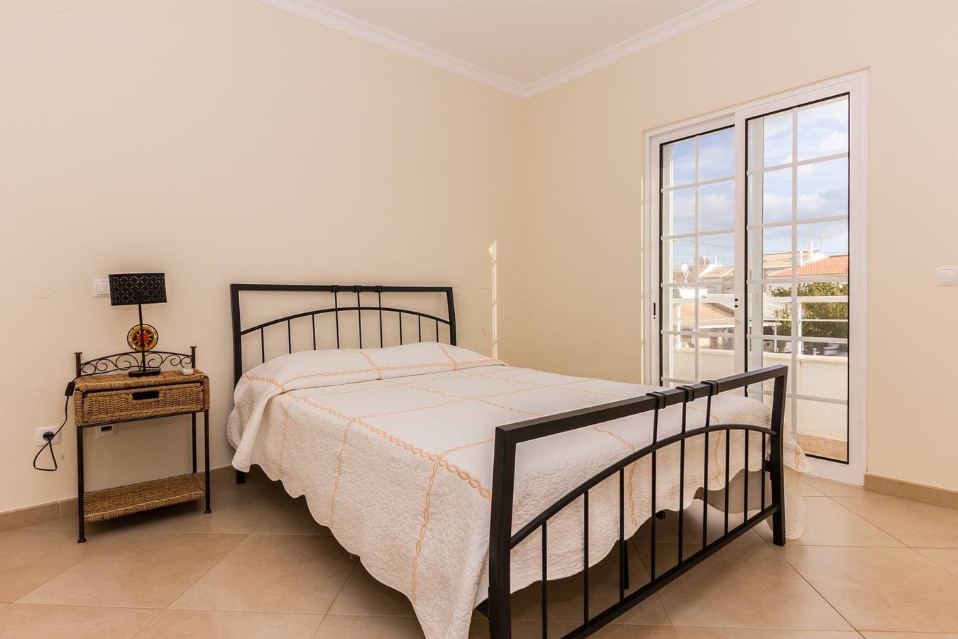 Foto 4 von 26: 4 Schlafzimmer Villa mit Terrasse by AlgarveManta (10V4)