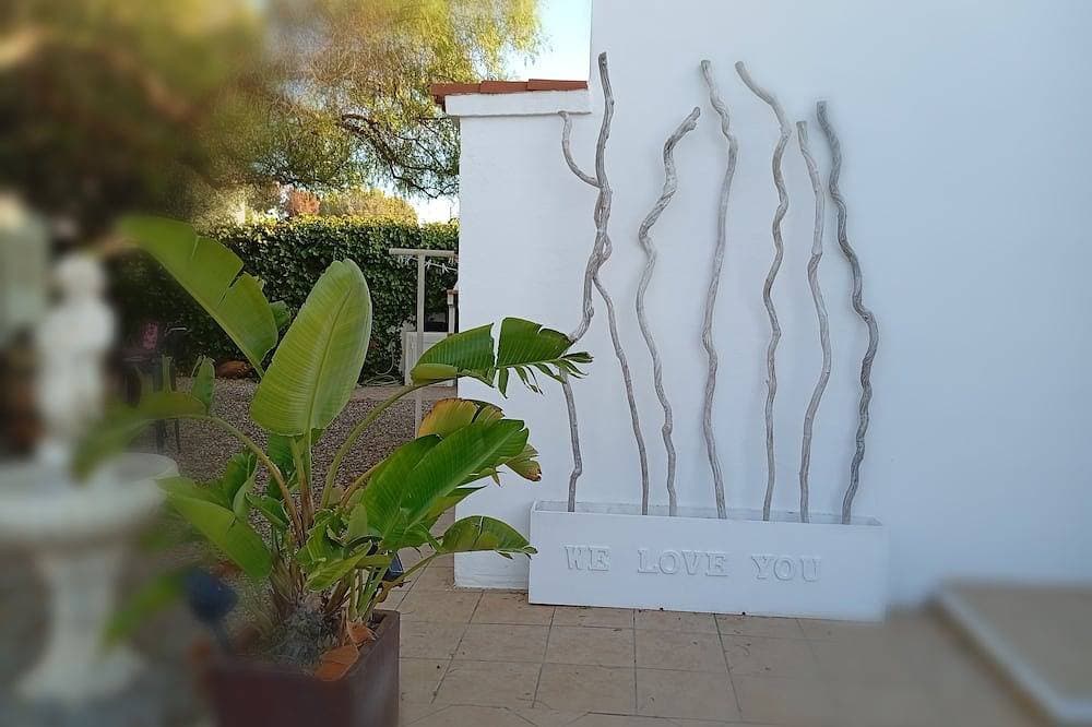 Foto 9 von 30: Sonniges Haus, Garten, Pool, 1 Minuten Von Vier Stränden Zu Fuss