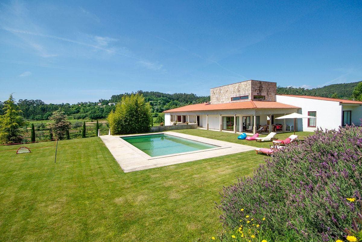 Villa 1