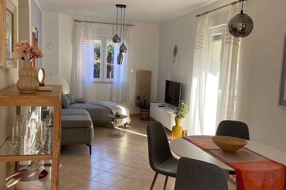 Rovinj - Borik, schöne Fe-Wo Lea für 2-4 Personen mit Garten - 5 min. vom Strand 1