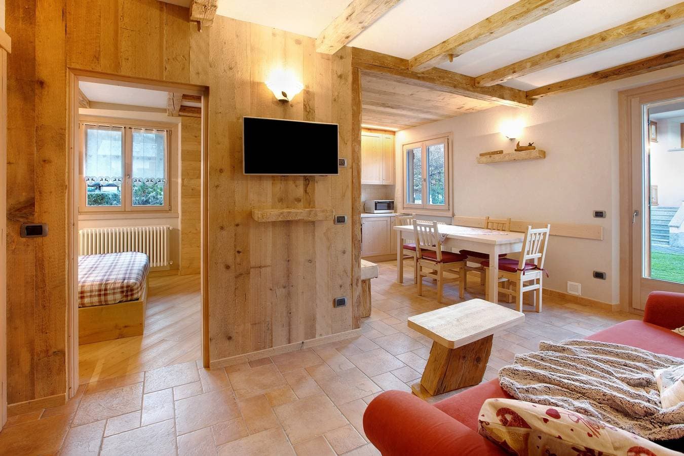 Foto 4 von 43: Ferienwohnung "Casa Clus Bormio 1" mit Bergblick, Privatem Garten und WLAN