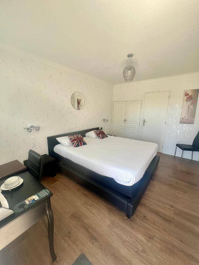 Foto 5 von 6: Orangerie Double Room