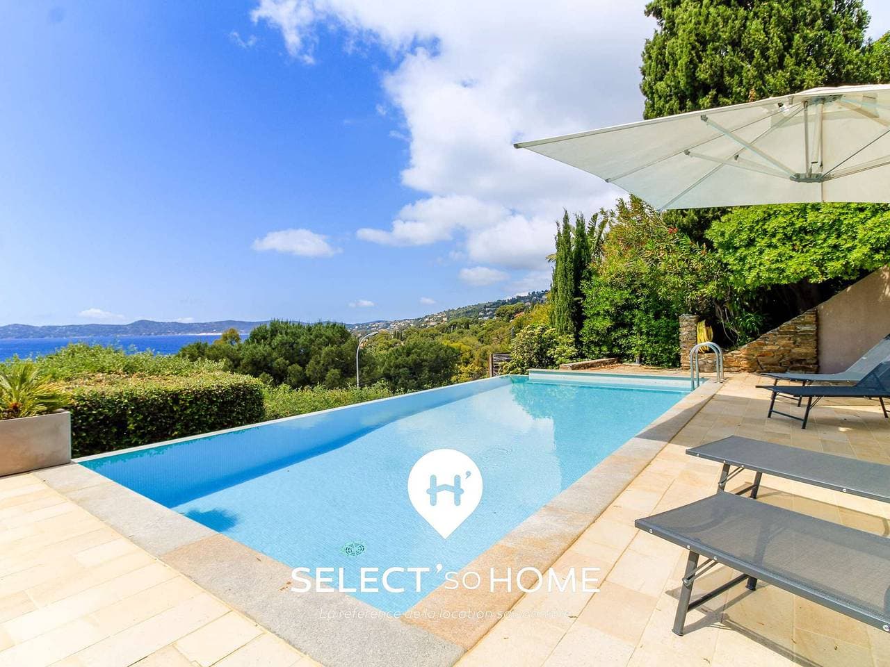 Foto 2 von 9: T2 Wohnung in Lavandou mit privatem Pool und großer Terrasse