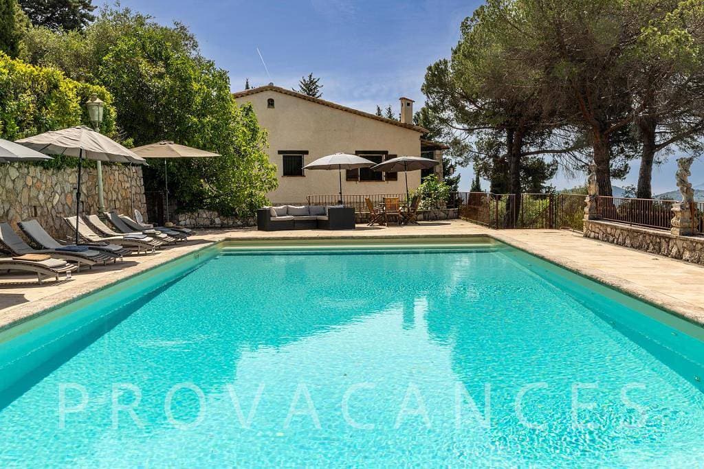 Foto 5 von 84: Großes Ferienhaus mit Pool in Cabris - Grasse