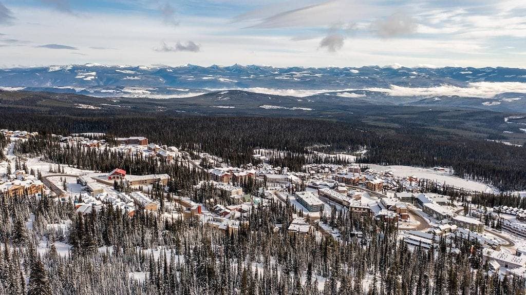 Foto 13 von 40: Chalet Monashee-Brand New High End w/Amazing Views