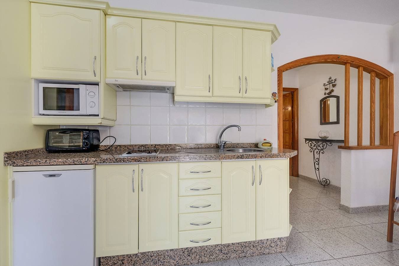 Foto 11 von 22: Haustierfreundliche Wohnung Villasol mit Pool, WLAN, Terrasse, Berg- & Meerblick