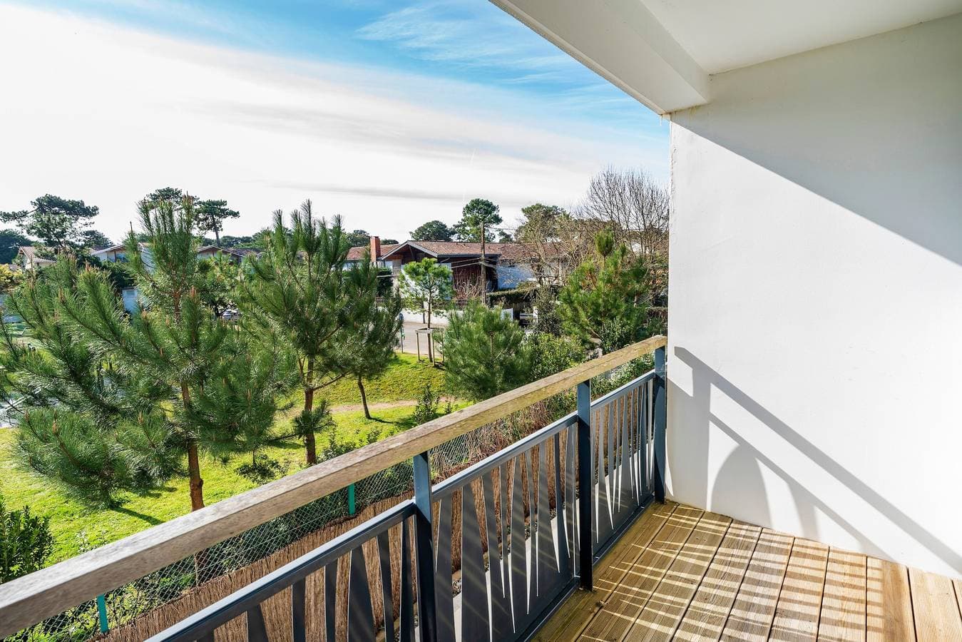 Foto 2 von 31: Imarena – Hochwertige Wohnung mit Hafenblick, Balkonen und Privatem Parkplatz in Capbreton