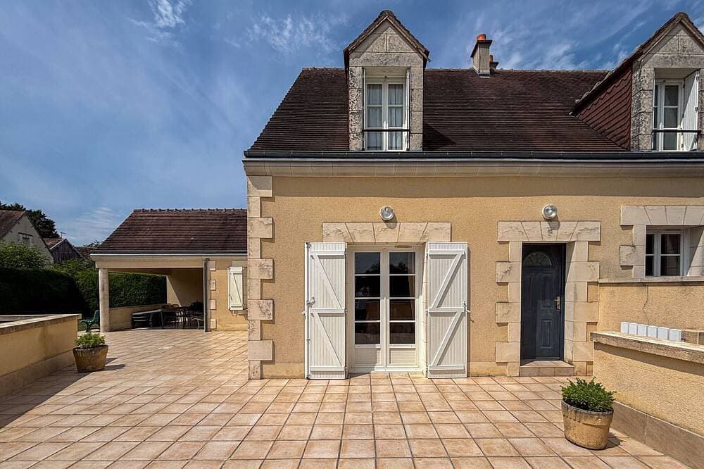 Gemütliches Haus mit Pool & Terrasse, Nähe Loire-Schlösser & Zoo Beauval 1