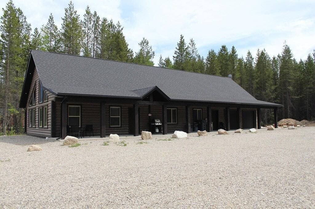 Foto 2 von 18: The Antler Ridge Cabin