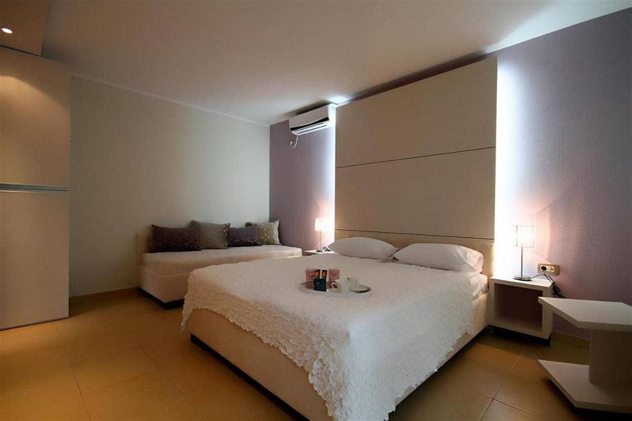 Foto 11 von 21: Standard Triple Room