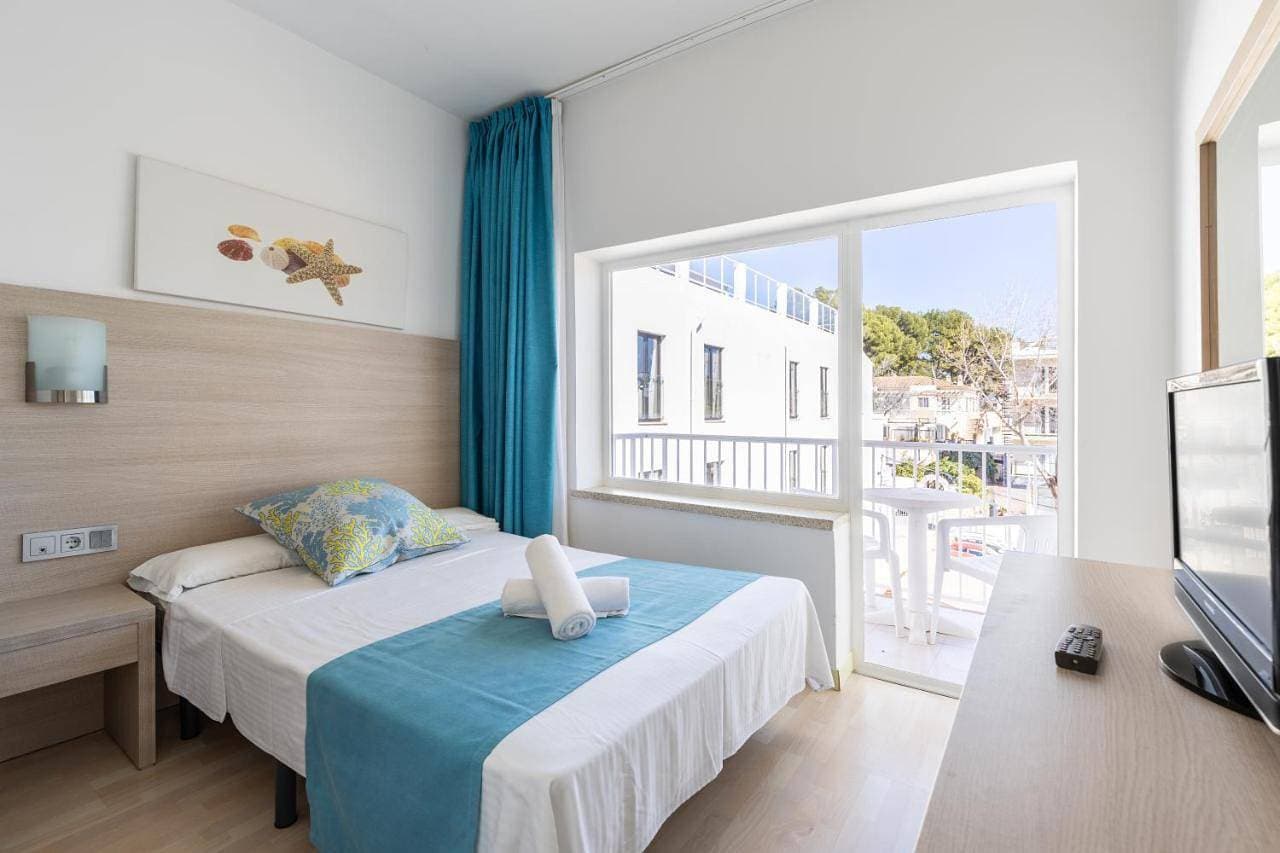 Foto 5 von 26: Double Room with Balcony