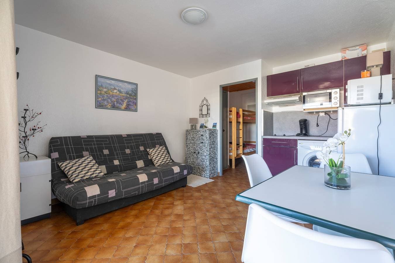 Foto 3 von 21: Studio für 4 Personen mit Balkon, 10 Minuten vom Strand entfernt, im Herzen des Dorfes