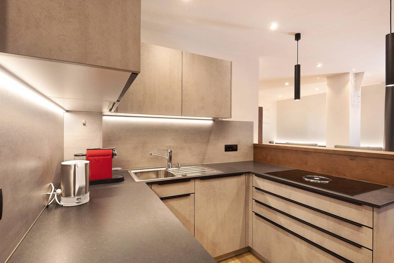 Foto 7 von 32: Brandneue Ferienwohnung "Sella - Montblanc" mit WLAN, Terrasse und Garten