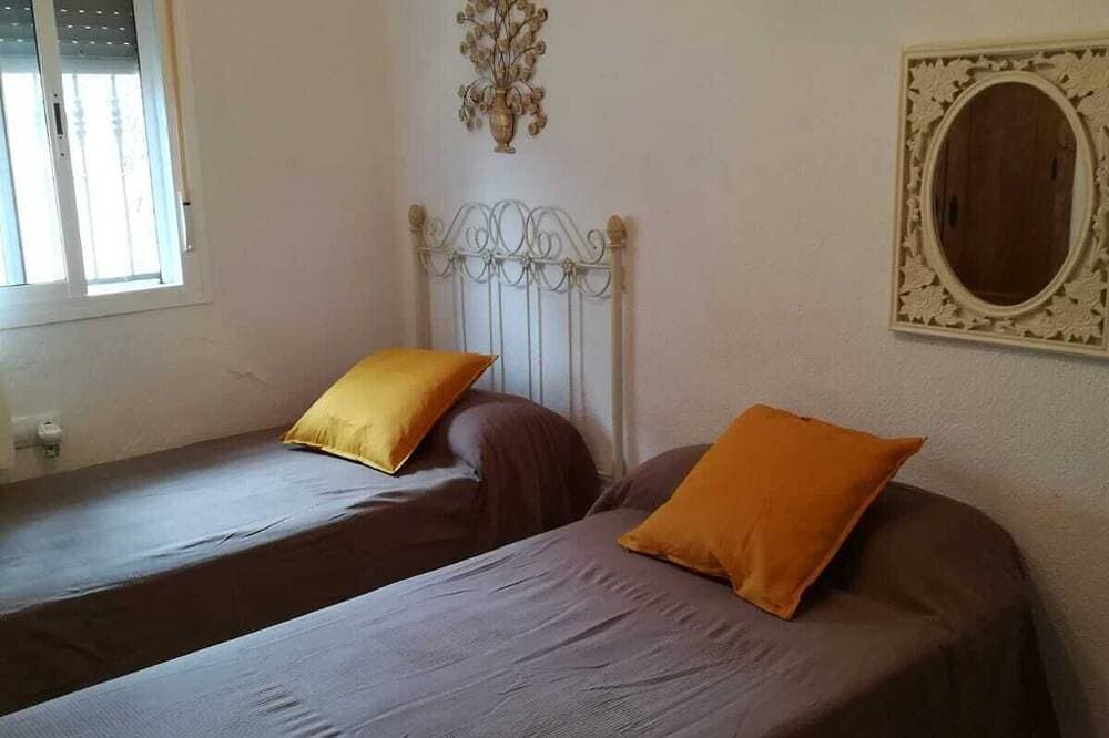 Foto 4 von 20: Villa, Villa oder Ferienhaus mit Pool, nahe dem Strand von La Barrosa in Chic