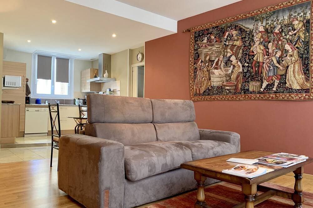 Foto 4 von 8: Apartment-Apartment-Ensuite mit Bad-Stadtblick