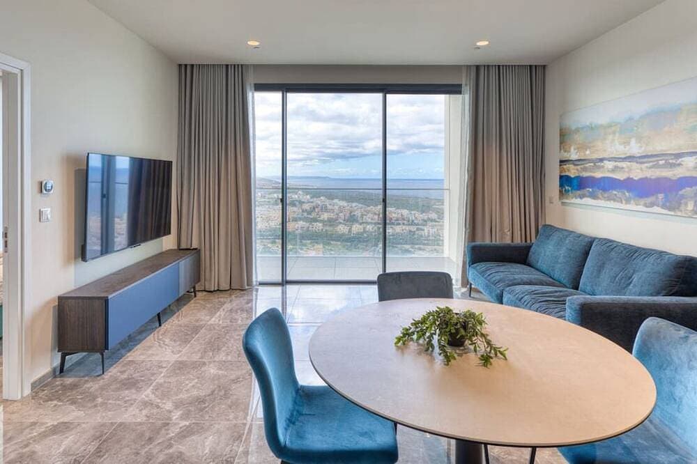 Foto 11 von 30: The Official Mercury Suites - 22nd Floor w/Pool