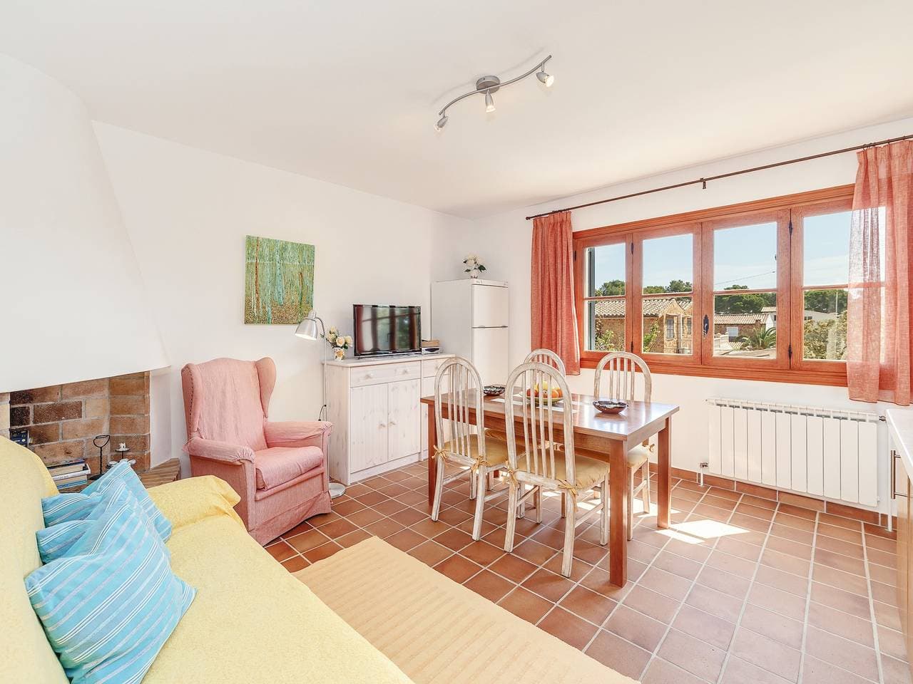 Foto 9 von 25: In ruhiger Lage mit Terrasse – Apartment Es Romani Alto