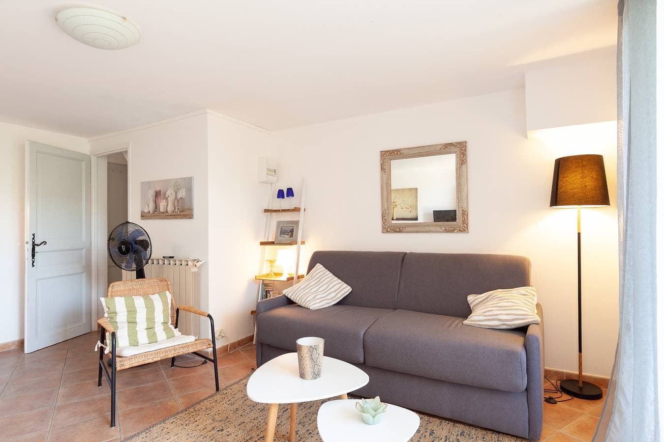 Foto 6 von 20: Ferienwohnung 'Logement De Charme Les Araucarias' mit Gemeinschaftspool, privater Terrasse & WLAN
