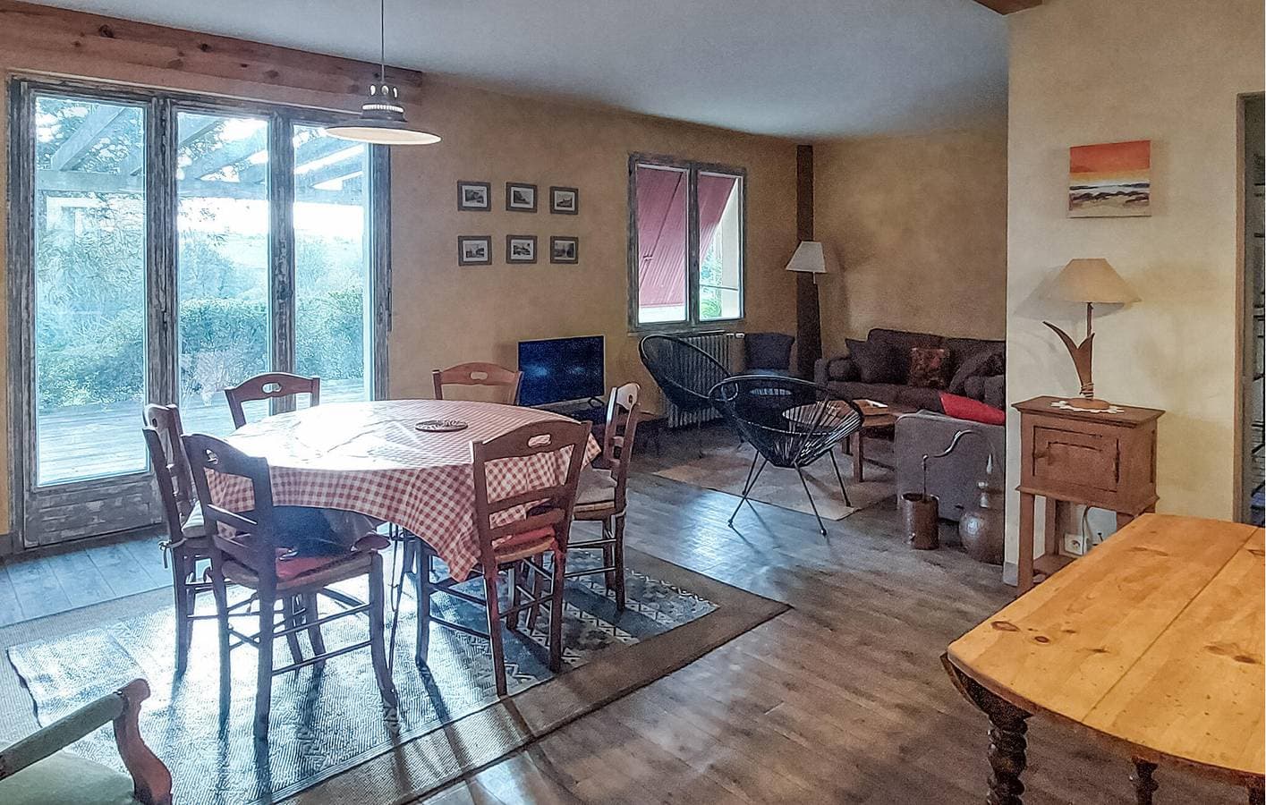 Foto 5 von 24: Gemütliche Wohnung in Lansac mit Pool und Parkplatz