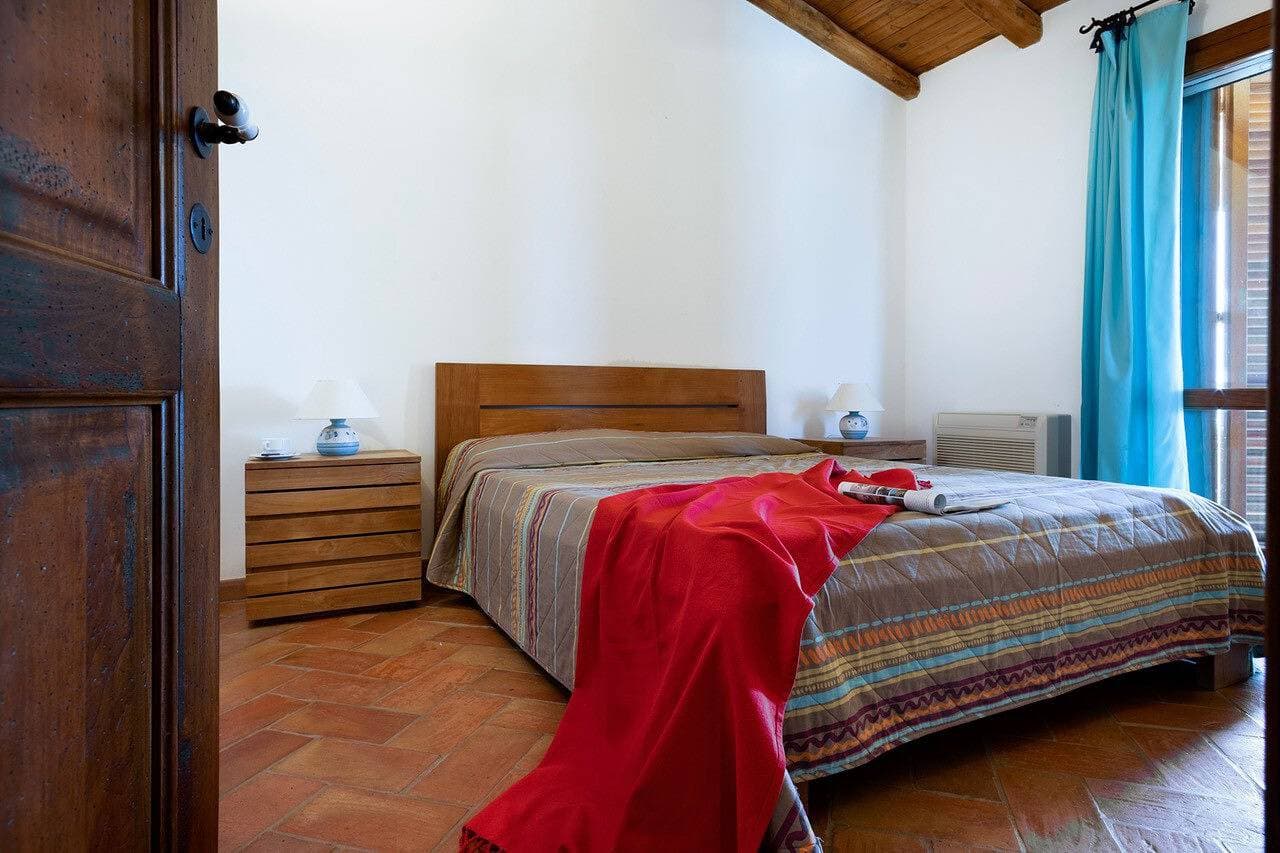 Foto 8 von 18: Ferienwohnung "Ida Isuledda 2" mit Pool, Garten und WLAN