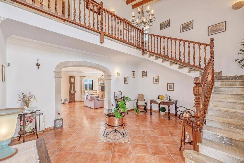 Foto 4 von 23: Villa