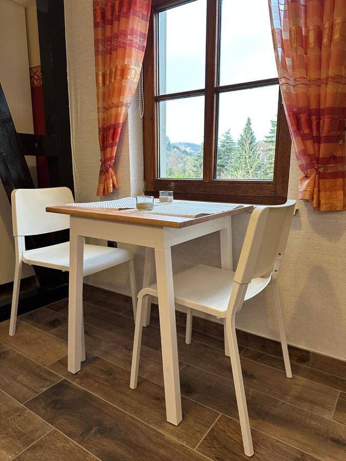 Foto 3 von 21: One-Bedroom Apartment with Pool View