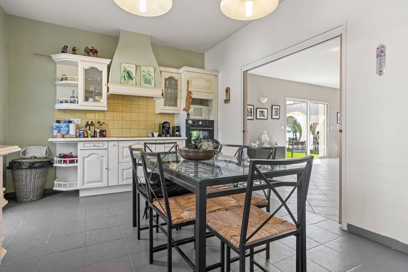Foto 10 von 36: Villa „La Cabri 5 Chambres Piscine“ mit Meerblick, WLAN und Klimaanlage
