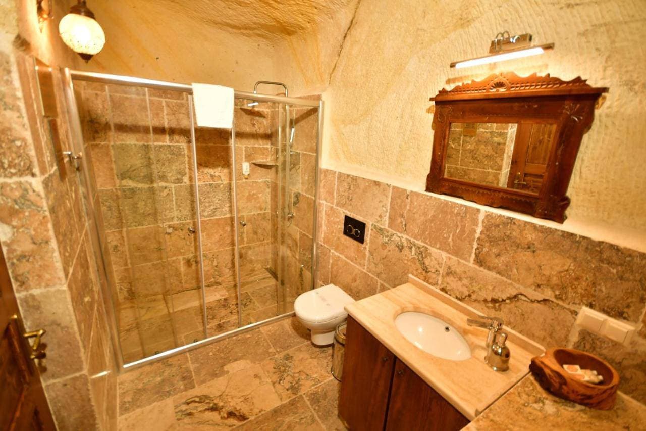 Foto 7 von 17: Deluxe Double Room with Shower