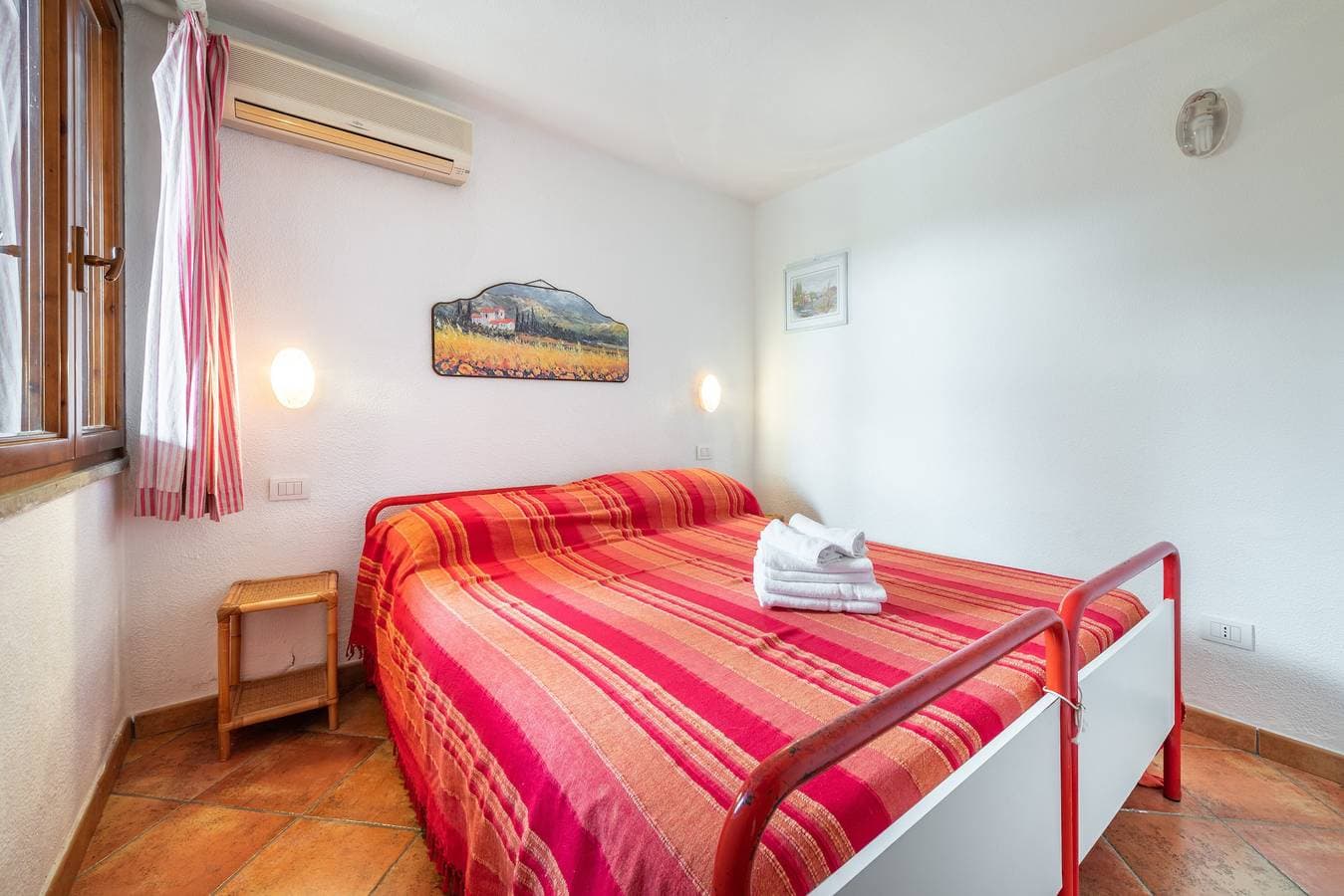 Foto 11 von 28: Ferienhaus im Grünen und direkt am Meer – Accu is Prezzus E special
