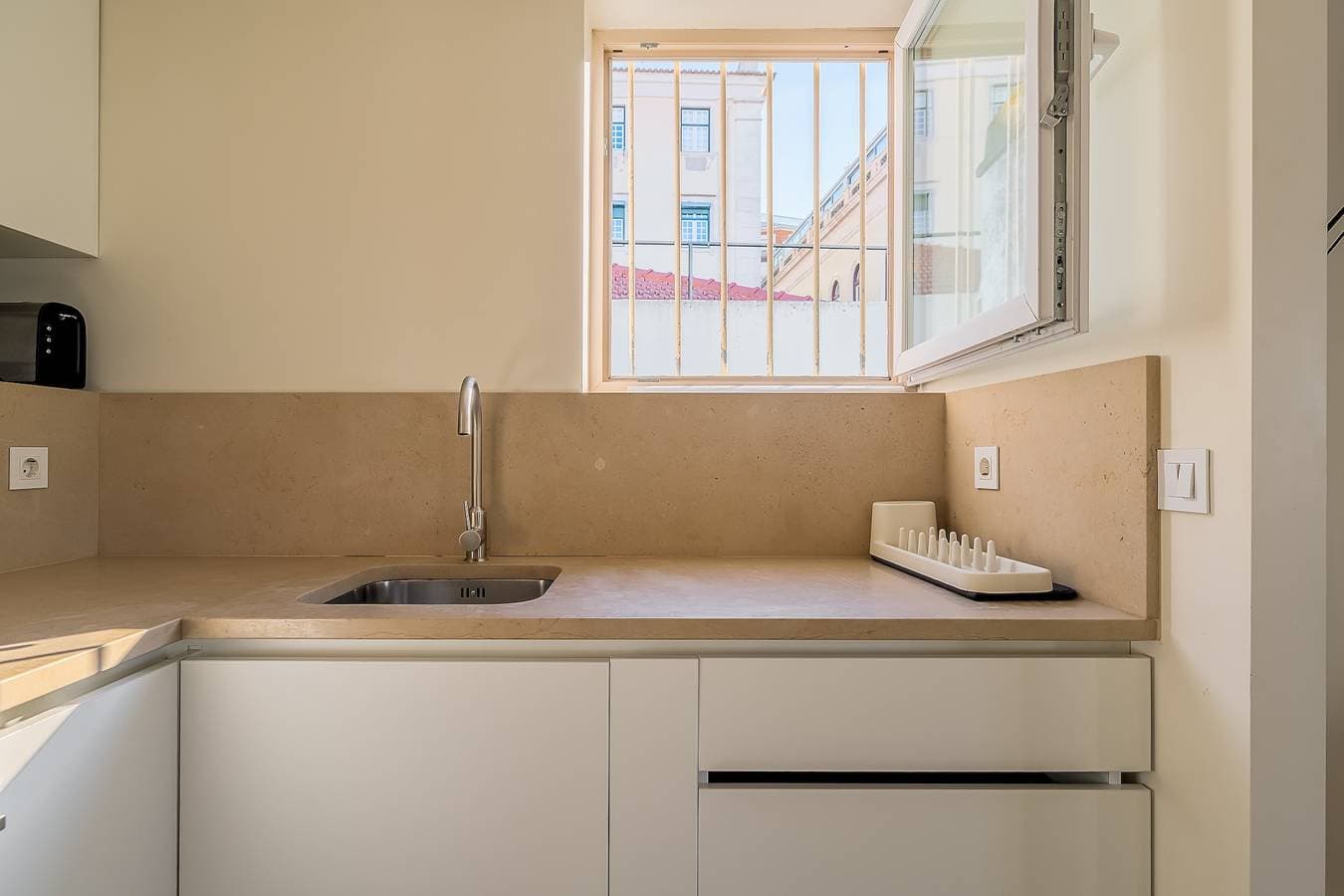 Foto 10 von 30: Apartment 'Loft Bica mit Blick auf den Fluss' mit WLAN und Klimaanlage