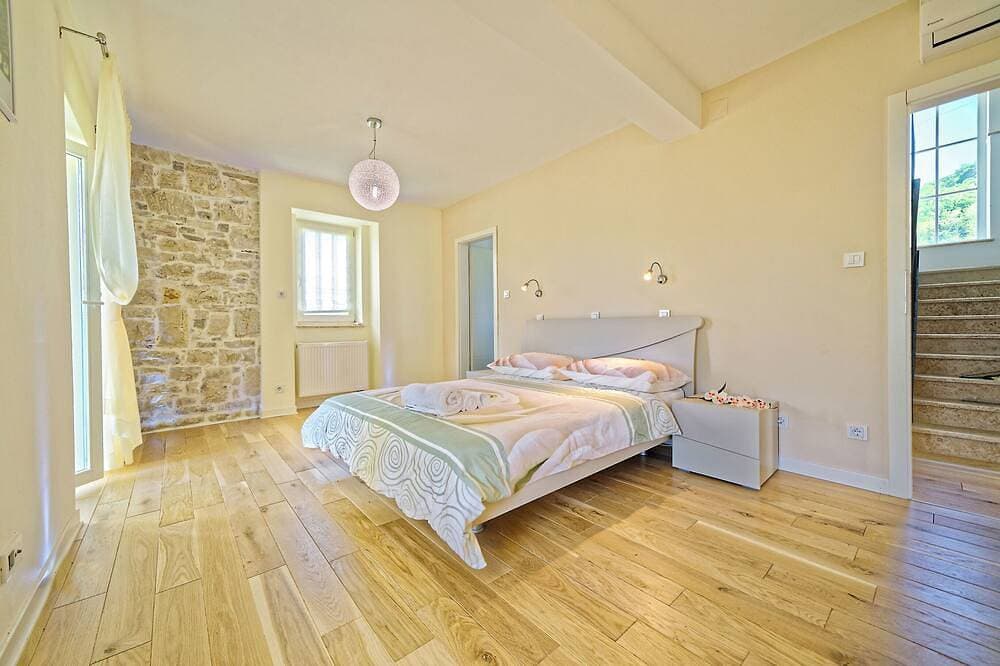 Foto 5 von 30: Villa Demetra s bazenom i predivnim pogledom na Motovun - Motovun