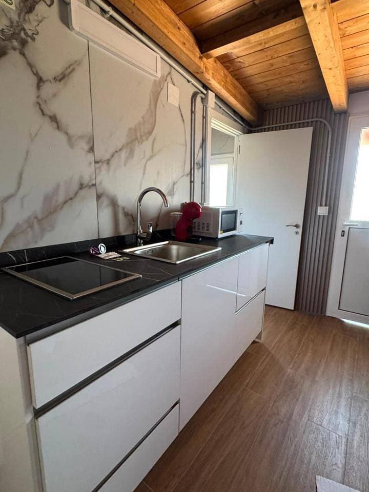 Foto 7 von 13: One-Bedroom Apartment with Terrace