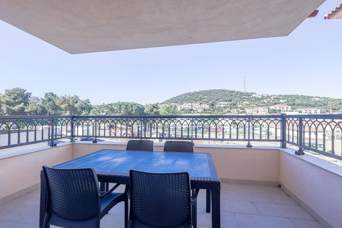 Foto 4 von 16: Ferienwohnung für 4 Personen mit Terrasse