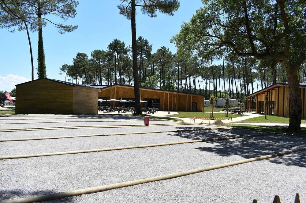 Foto 8 von 30: Mobilheim in den Landes, Blick auf den Wald