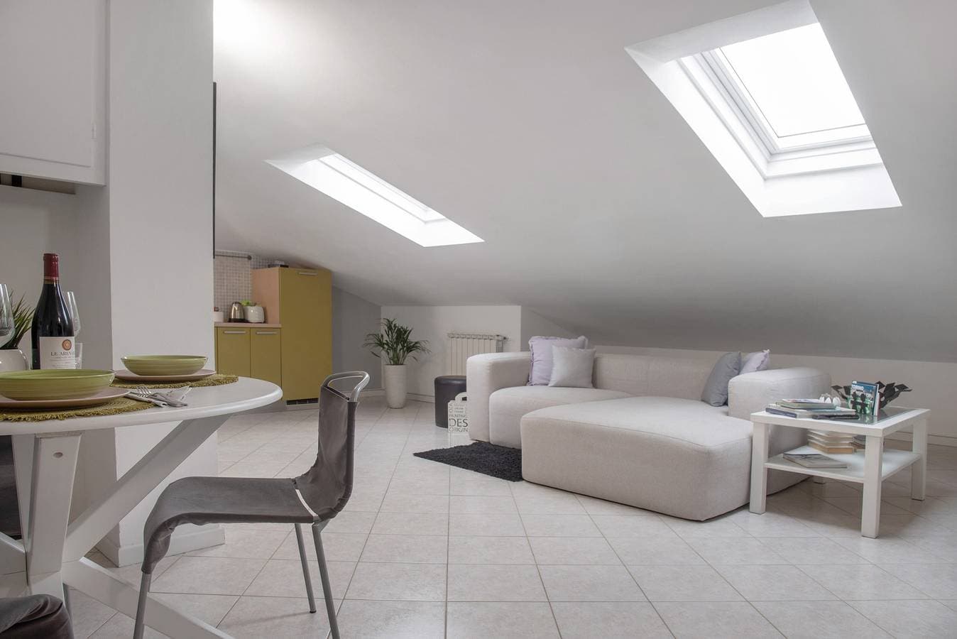 Foto 2 von 25: Ferienwohnung 'Massimo - Verbania Intra' mit WLAN und Klimaanlage