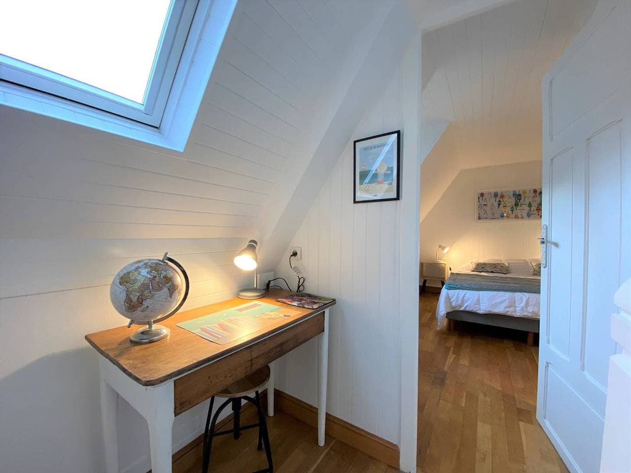 Foto 5 von 19: Charmante Maison Bretonne Rénovée, Wifi, à 200m du Centre de Perros-Guirec, Plages à 800m