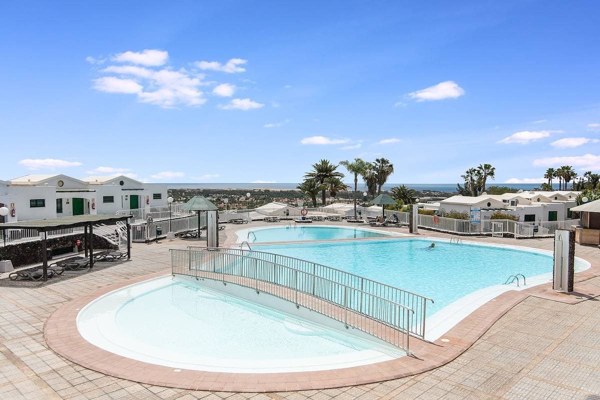 Foto 4 von 32: Ferienwohnung für 4 Personen mit Pool