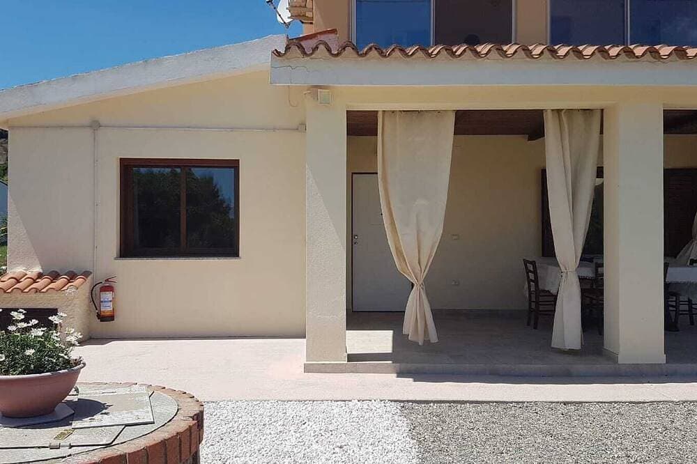 Foto 13 von 30: Casa Sulla Spiaggia - Accesso Diretto Alla Spiaggia Di Sabbia Bianca