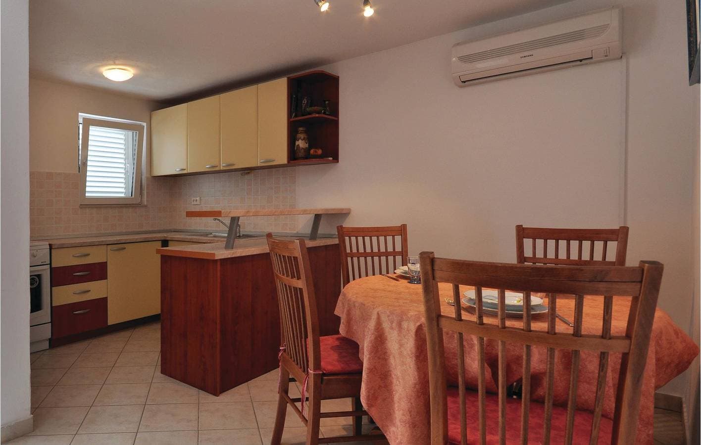 Foto 12 von 22: Gemütliche Wohnung mit Terrasse, WLAN und Parkplatz, 1,5 km vom Strand entfernt