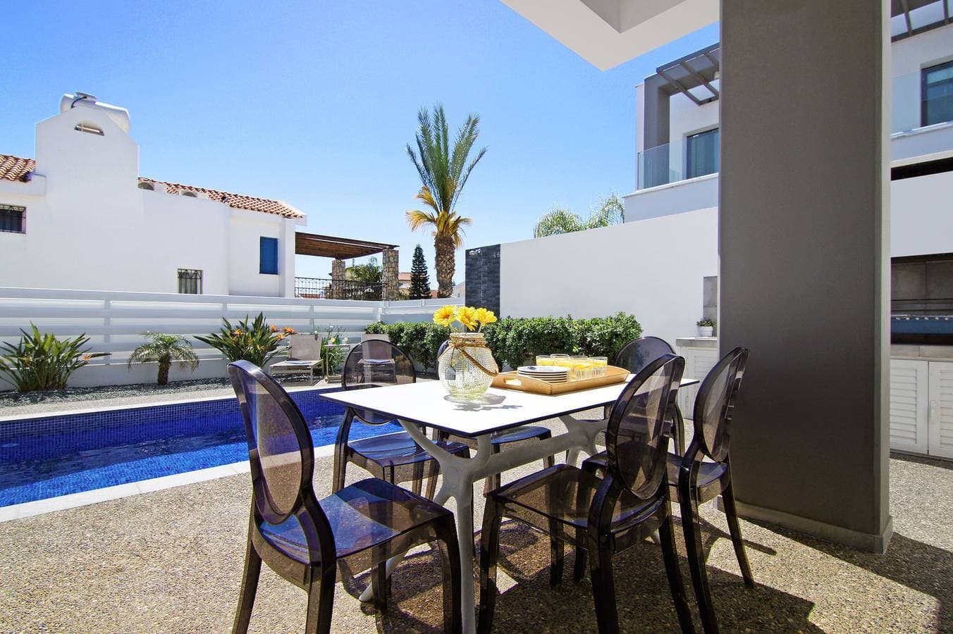 Foto 8 von 35: Villa für 6 Personen mit Garten