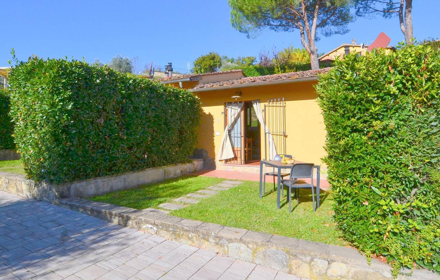 Foto 4 von 21: Gemütliche Ferienwohnung mit Pool, WLAN und Parkplatz am Torrente Ambra