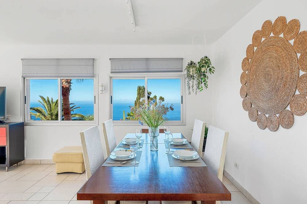 Foto 5 von 30: Privater Garten & Pool, Meerblick, nahe Restaurant, 5,5 km vom Strand entfernt