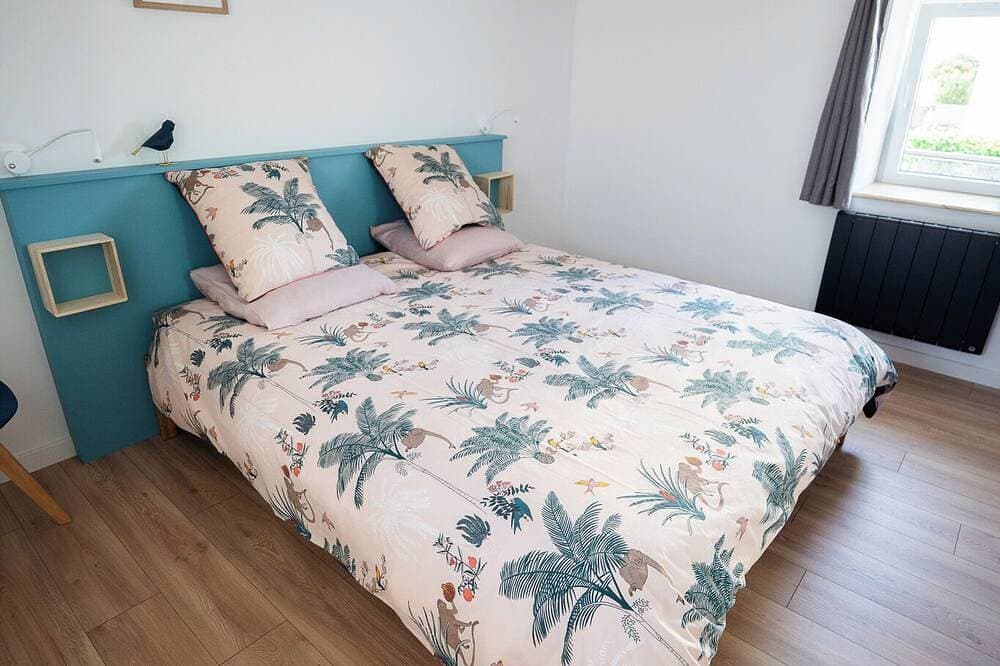 Foto 4 von 30: Authentic, bright farmhouse—200 meters from the beach, the Gr34 trail, and town