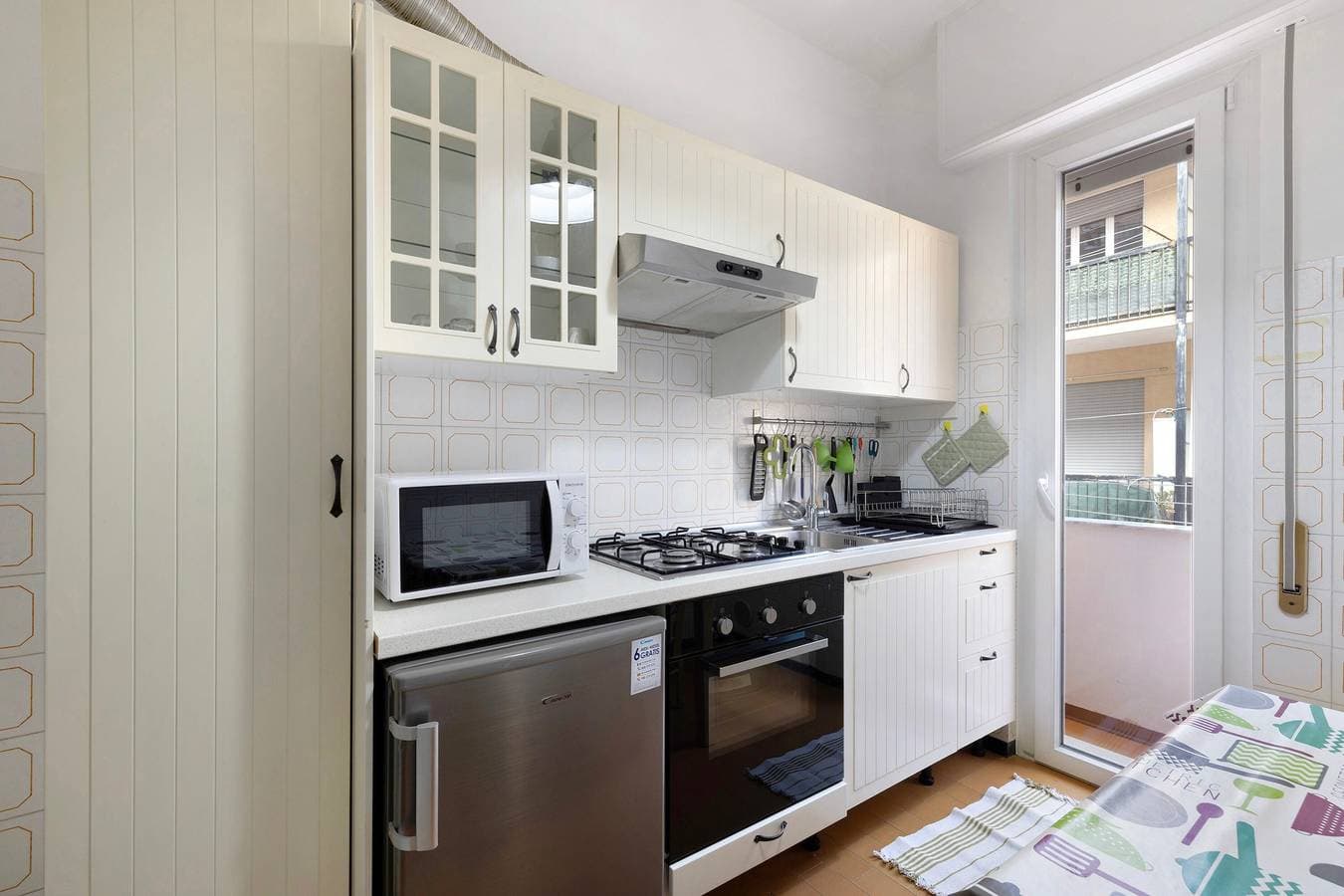 Foto 5 von 17: Ferienhaus 'Marina' mit Balkon