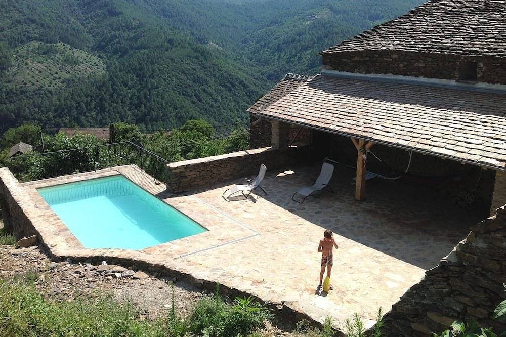 Charming house with swimming pool south Ardèche 4 bedrooms 1